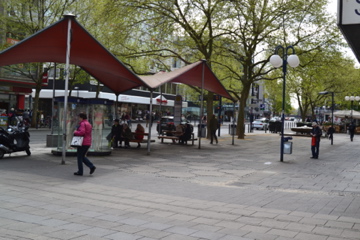 Foto Marktplatz in Offenbach, Zelthaltestelle